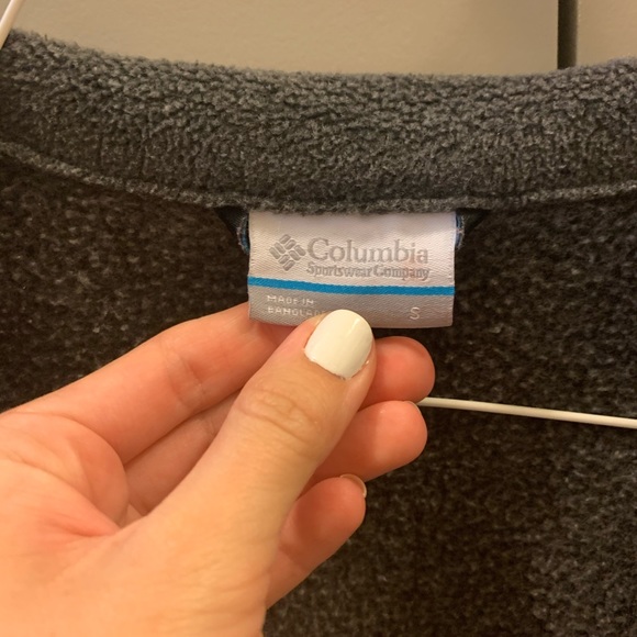 Columbia Fleece Zip Up Vest - Picture 2 of 2